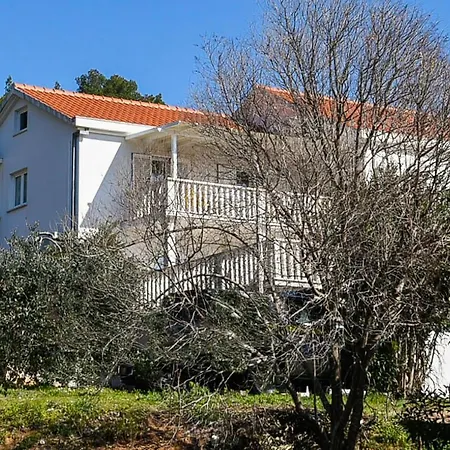 Suhor Apartment *