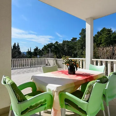 Suhor Apartman