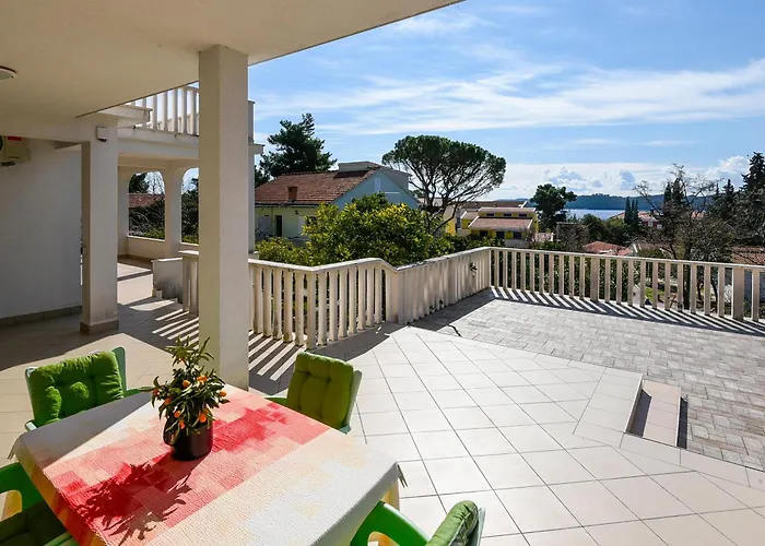 Suhor شقة أوروبيتش